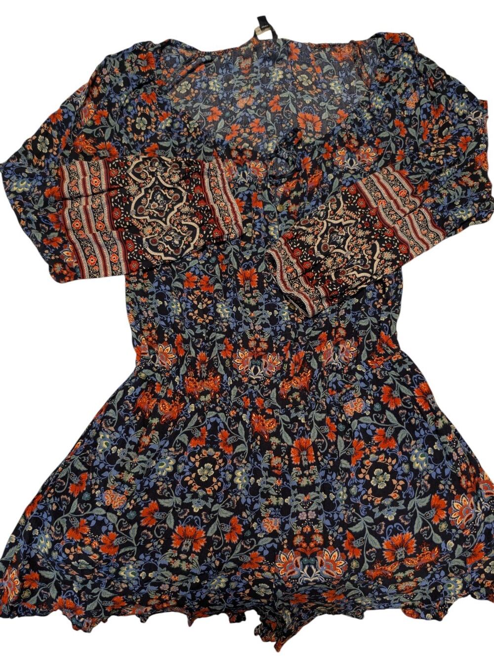 American Eagle Outfitters Floral Romper 100% Viscose Shorts M Boho Peasant